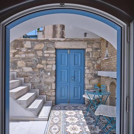 Retreat Paros - The Arch Apartment Bagian luar foto