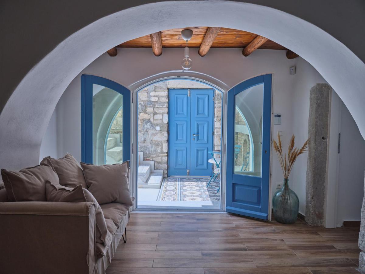 Retreat Paros - The Arch Apartment Bagian luar foto